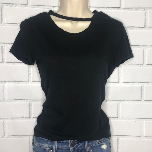 Forever 21 Tops - 4 for $15 - XS forever 21 distressed neck tee